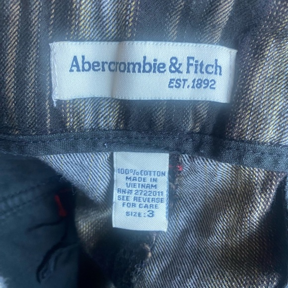 Abercrombie & Fitch Olive and Black Striped Women's Jean Shorts - Picture 6 of 6